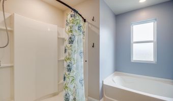 6543 Eastland Cir, Biloxi, MS 39532