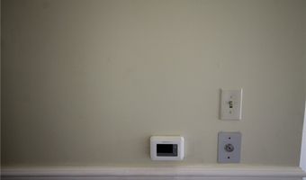 745 McRoberts Ave, Aurora, OH 44202