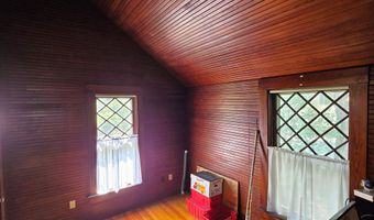 49 Tyler St, Brattleboro, VT 05301