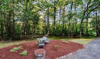 5 Hickory Hill Dr, Londonderry, NH 03053