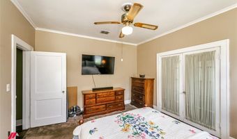 631 Gladstone Blvd, Shreveport, LA 71104