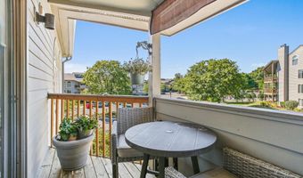 2010 QUAY VILLAGE Ct 201, Annapolis, MD 21403