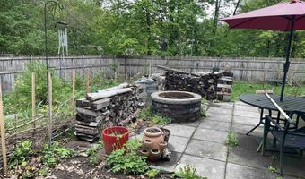 11 Maple St, Brattleboro, VT 05350