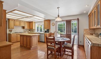 1809 Via Montecito, Camarillo, CA 93012