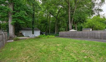 290 W Prospect Ave, Aberdeen, NJ 07735