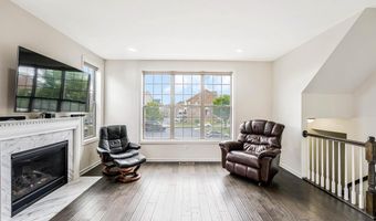 22635 NAUGATUCK Sq, Ashburn, VA 20148