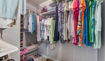 2505 Thorngate Dr, Acworth, GA 30101