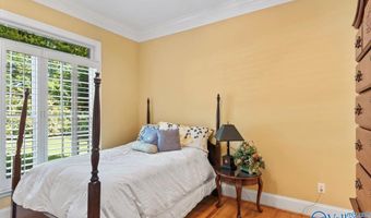 280 St Andrews Ln, Albertville, AL 35951
