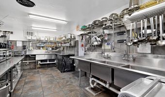 424 Isleta Blvd SW, Albuquerque, NM 87105