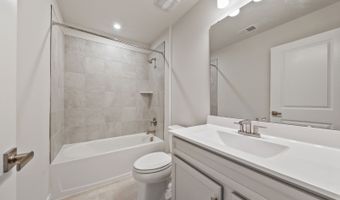 122 Red Lion Ct, Atco, NJ 08004