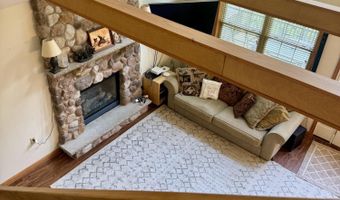85 Shawnee Trl, Albrightsville, PA 18210