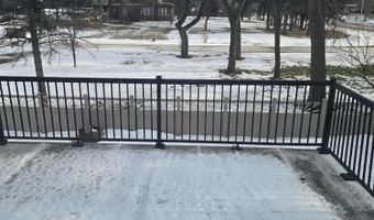 1306 1st St, Britton, SD 57430