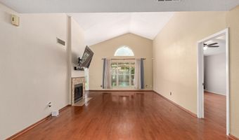 1211 W HIGHLAND St, Chandler, AZ 85224