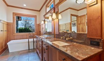 65925 Pronghorn Estates Dr, Bend, OR 97701