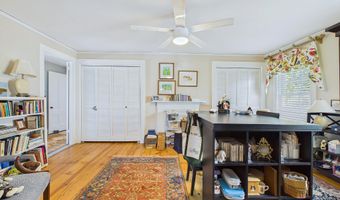1059 Washington St, Bath, ME 04530