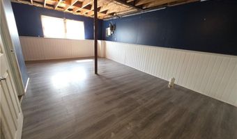 114 Florida Ave, Cranston, RI 02920