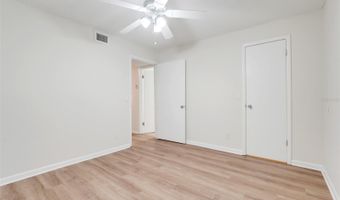 325 LAKEPOINTE Dr 304, Altamonte Springs, FL 32701