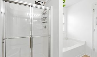 824 Port W Dr, Auburn, GA 30011