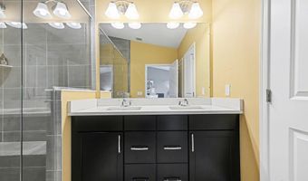 2733 S Spurway Dr, Ann Arbor, MI 48105