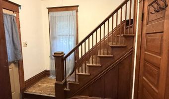 226 Monroe St, Allegan, MI 49010