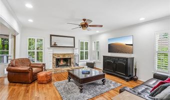 706 Braidwood Rdg NW, Acworth, GA 30101
