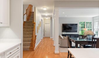 22 POTTERS Ln, Annapolis, MD 21403