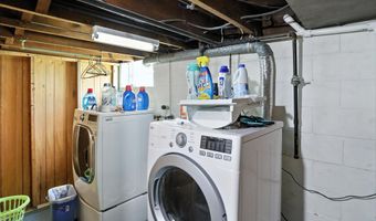 95 S 11th Ave, Beech Grove, IN 46107