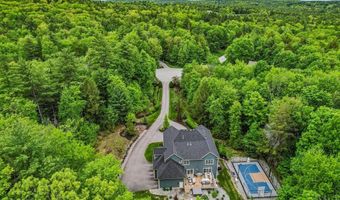 14 Aspen Ln, Bedford, NH 03110