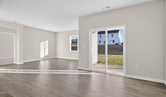 66 Honeydew Dr, Angier, NC 27501