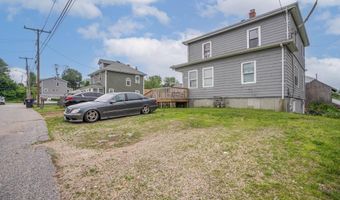 12 Lenox St, Cumberland, RI 02864