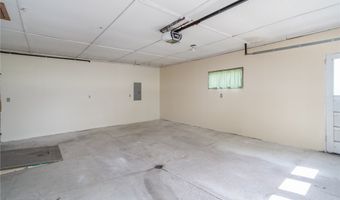 915 Sharondale Dr, Amherst, OH 44001