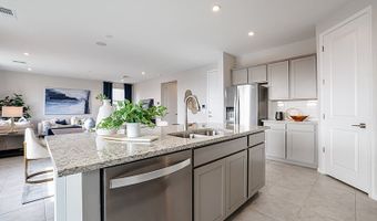 2610 E BLUFF SPRING Ave, Apache Junction, AZ 85119