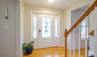 9 Taconic Dr, Amherst, NH 03031