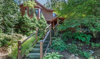 267 S Cove Rd, Burlington, VT 05401