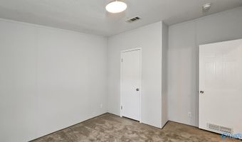 20082 Poff Ln, Athens, AL 35612