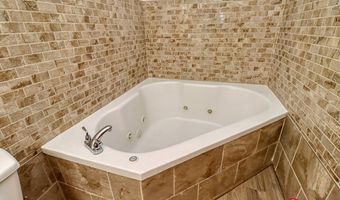 17200 Pella Rd, Adams, NE 68301
