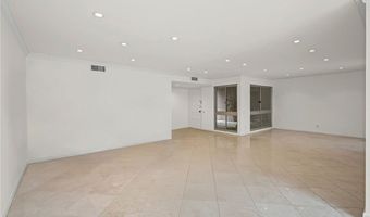 5301 Balboa Blvd D9, Encino, CA 91316