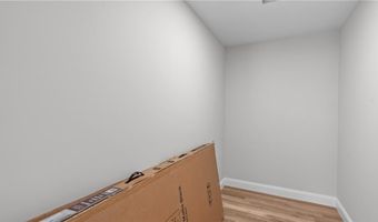 62 Orchard Ave, Johnston, RI 02919