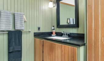558 Province Rd, Belmont, NH 03220