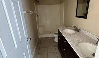 6123 W Lamar St, Bay St. Louis, MS 39520