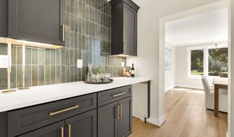 10700 ALLOWAY Dr, Potomac, MD 20854