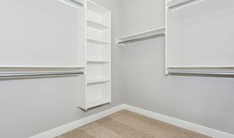 429 E Lexington Ln, Andover, KS 67002