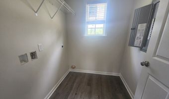 906 Lockett Station Rd, Albany, GA 31721