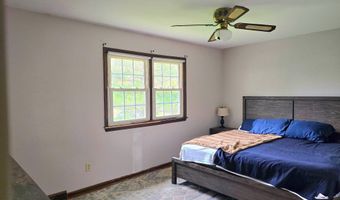 902 CLYDESDALE Dr, Bear, DE 19701