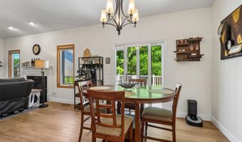 910 NE 45th St, Ankeny, IA 50021