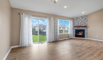 15174 Emory Cir, Apple Valley, MN 55124