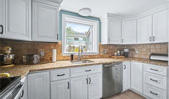 116 Volturno St, North Providence, RI 02904