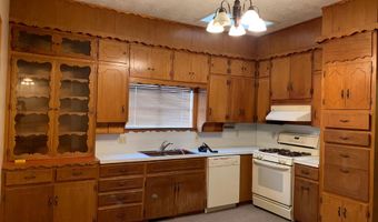 217 Ash St, Aline, OK 73716