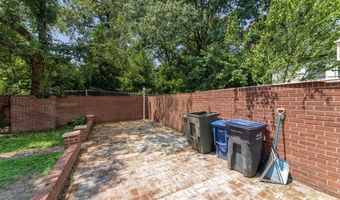 2712 S DAKOTA Ave NE, Washington, DC 20018