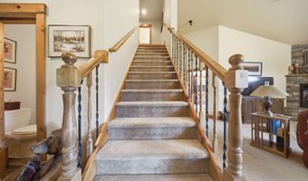 35 LUCY Cir, Alpine, WY 83128